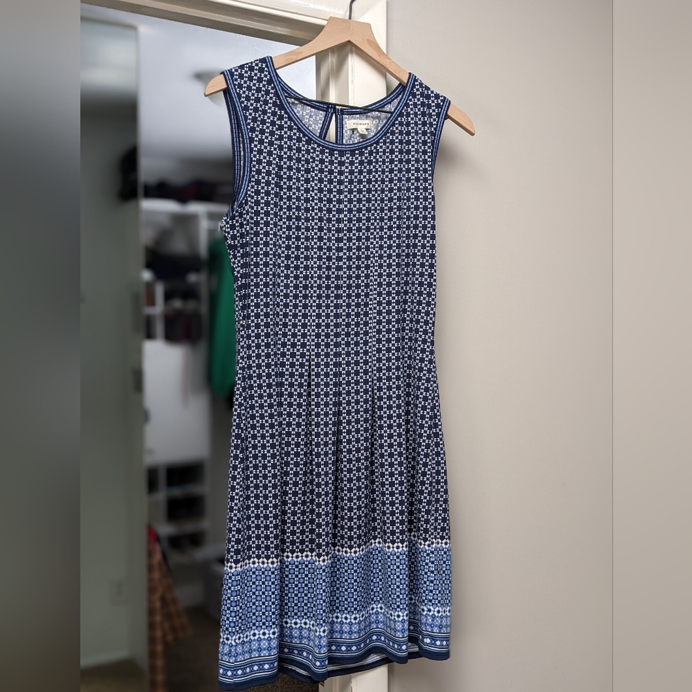 EUC Max Studio Blue and White Sleeveless Dress, size L